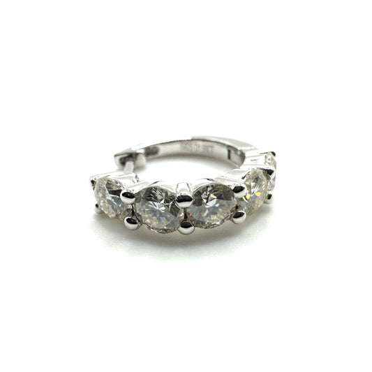 1.5ct Moissanite Huggie Earrings